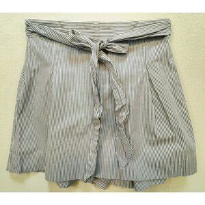 J. Crew Women's Casual Shorts Lightweight Summer Stripe Cotton Size 2 Blue White